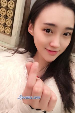 165720 - Qiaoyun Age: 29 - China