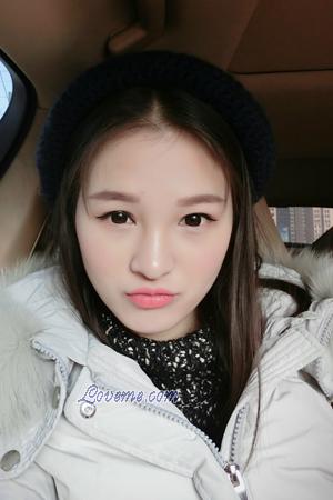 165907 - CuiYao Age: 27 - China