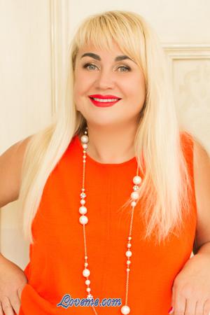 175782 - Irina Age: 59 - Ukraine