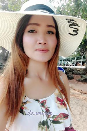 182126 - Ratchaneekorn Age: 33 - Thailand