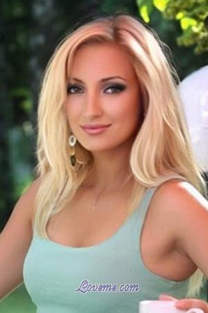 198253 - Katerina Age: 40 - Ukraine