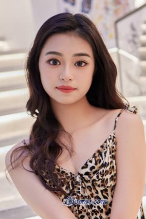 214180 - Xuejiao Age: 21 - China