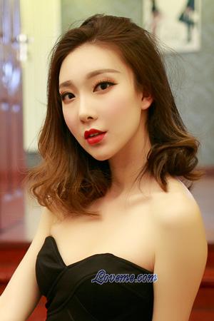 214497 - Jocelyn Age: 28 - China