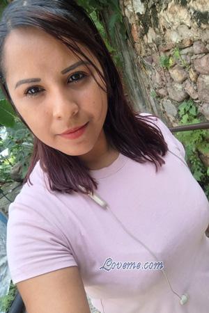 226105 - Lucero Age: 29 - Mexico