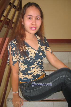 84972 - Leni Age: 35 - Philippines
